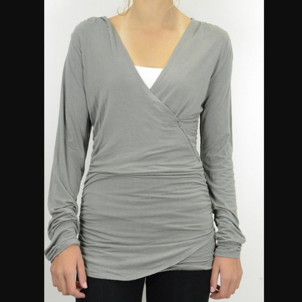 NWT Linq Zip Side Ruched Crossover V Neck Top